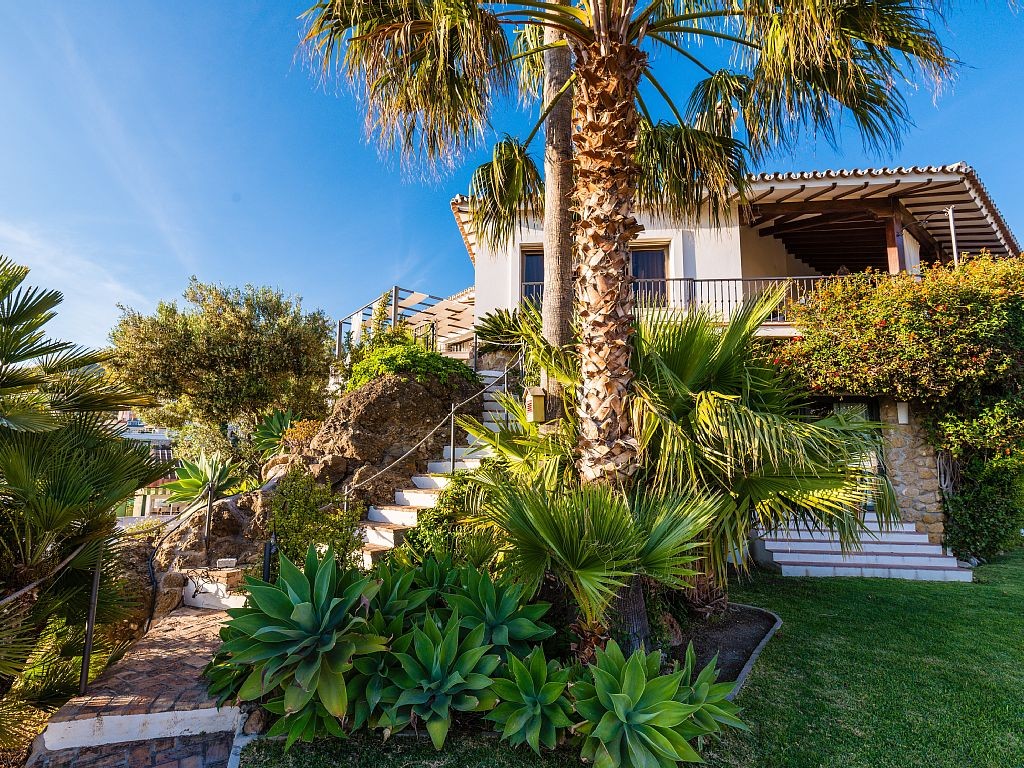 Villa for rent in Málaga